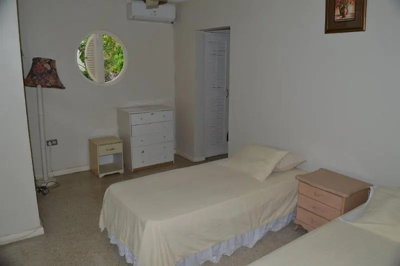 Chill On The Hill Apartman Ocho Rios