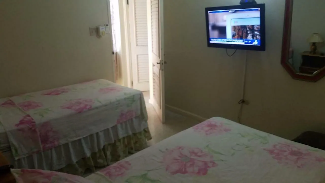 Chill On The Hill Apartment Ocho Rios